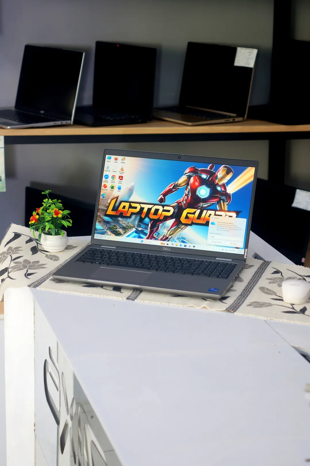 Dell PRECISION 3561 WORKSTATION