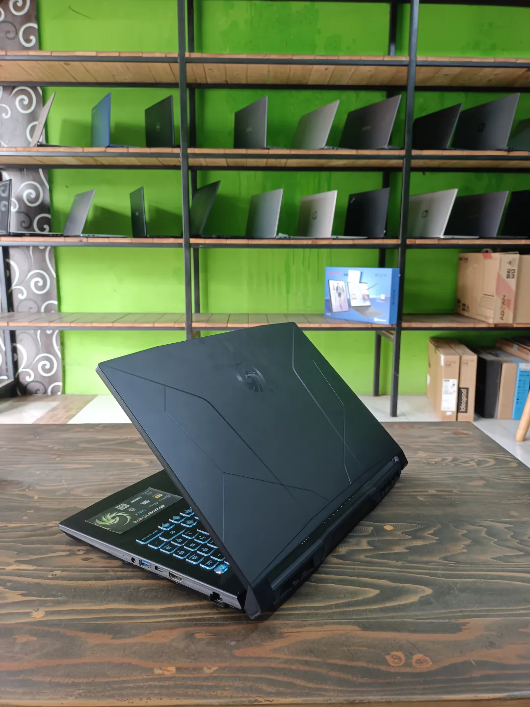 MSI Bravo 15 B7E foto 5