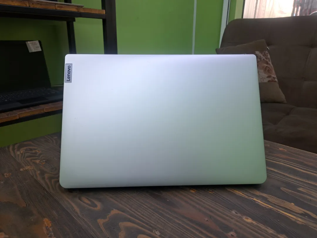 Lenovo IDEAPAD SLIM 1i foto 3