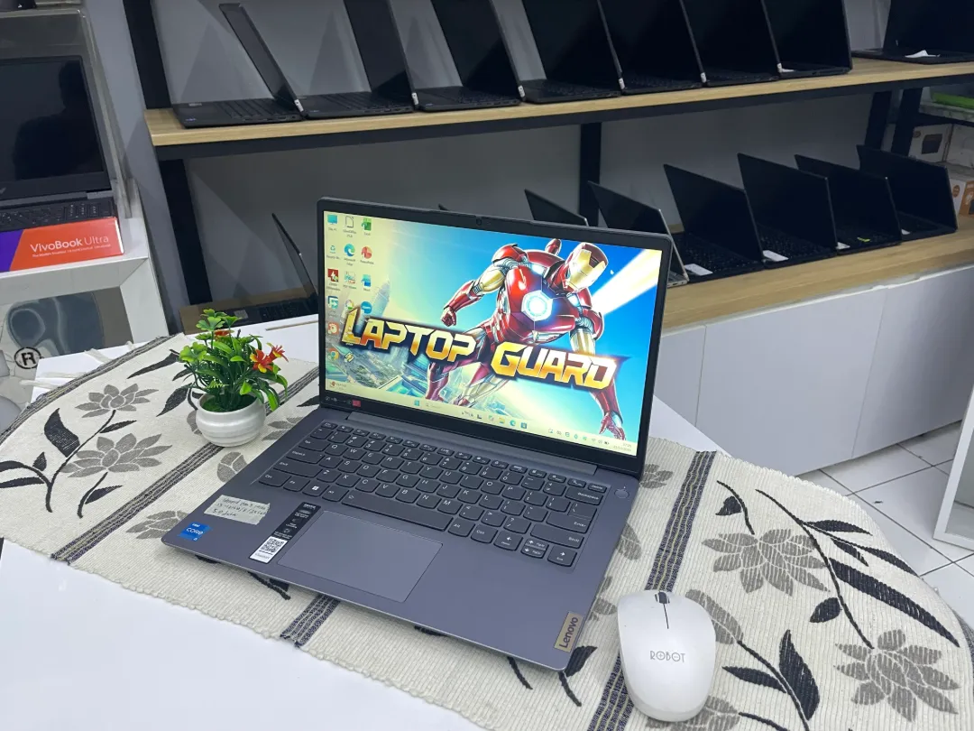Lenovo IDEAPAD SLIM 3 14IAU7