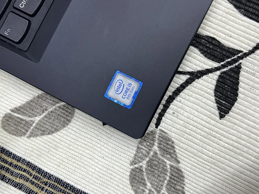 Lenovo THINKPAD L380 foto 3