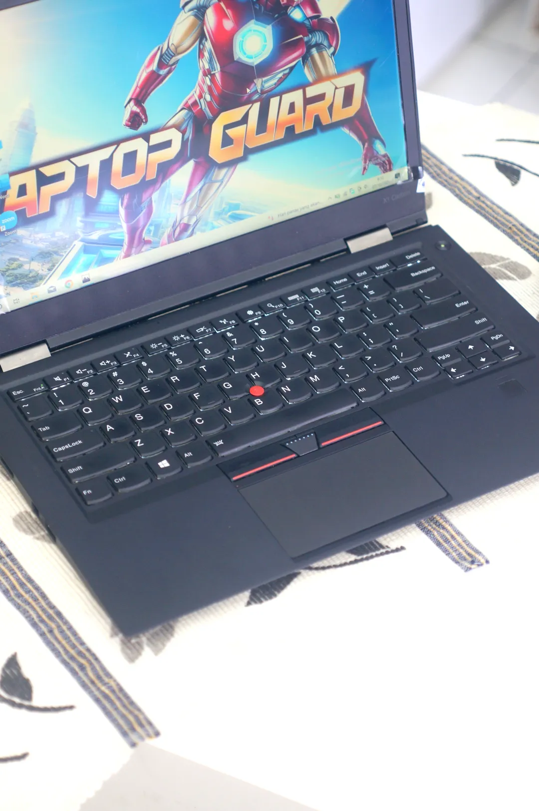 LENOVO THINKPAD X1 CARBON foto 2