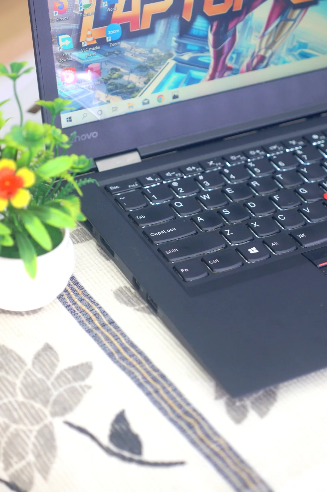 LENOVO THINKPAD X1 CARBON foto 3