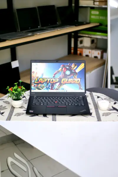 Laptop LENOVO THINKPAD X13 AMD RYZEN 5 PRO 4650U 32GB 256GB second di Jogja