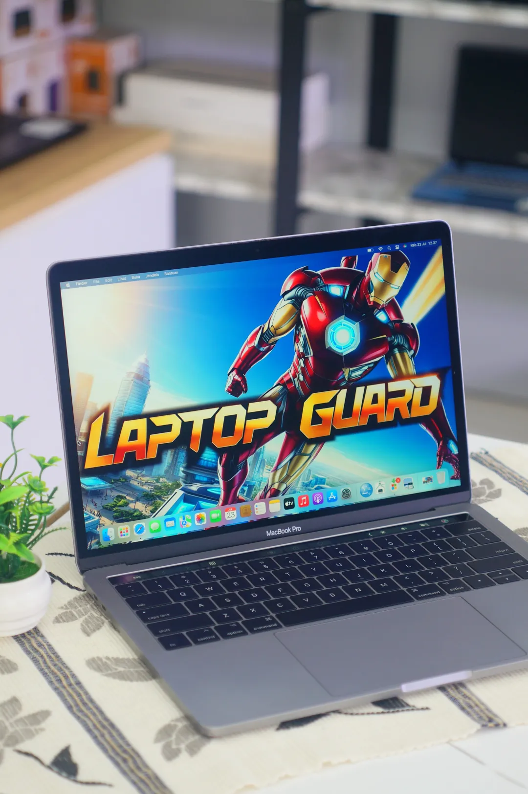 MACBOOK PRO 2017 foto 2