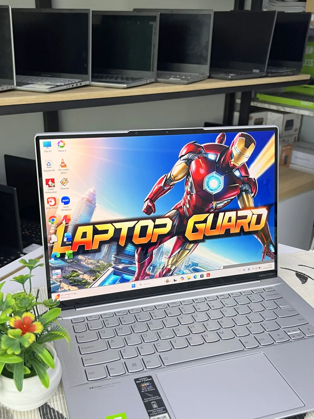 Lenovo YOGA SLIM 7 CARBON