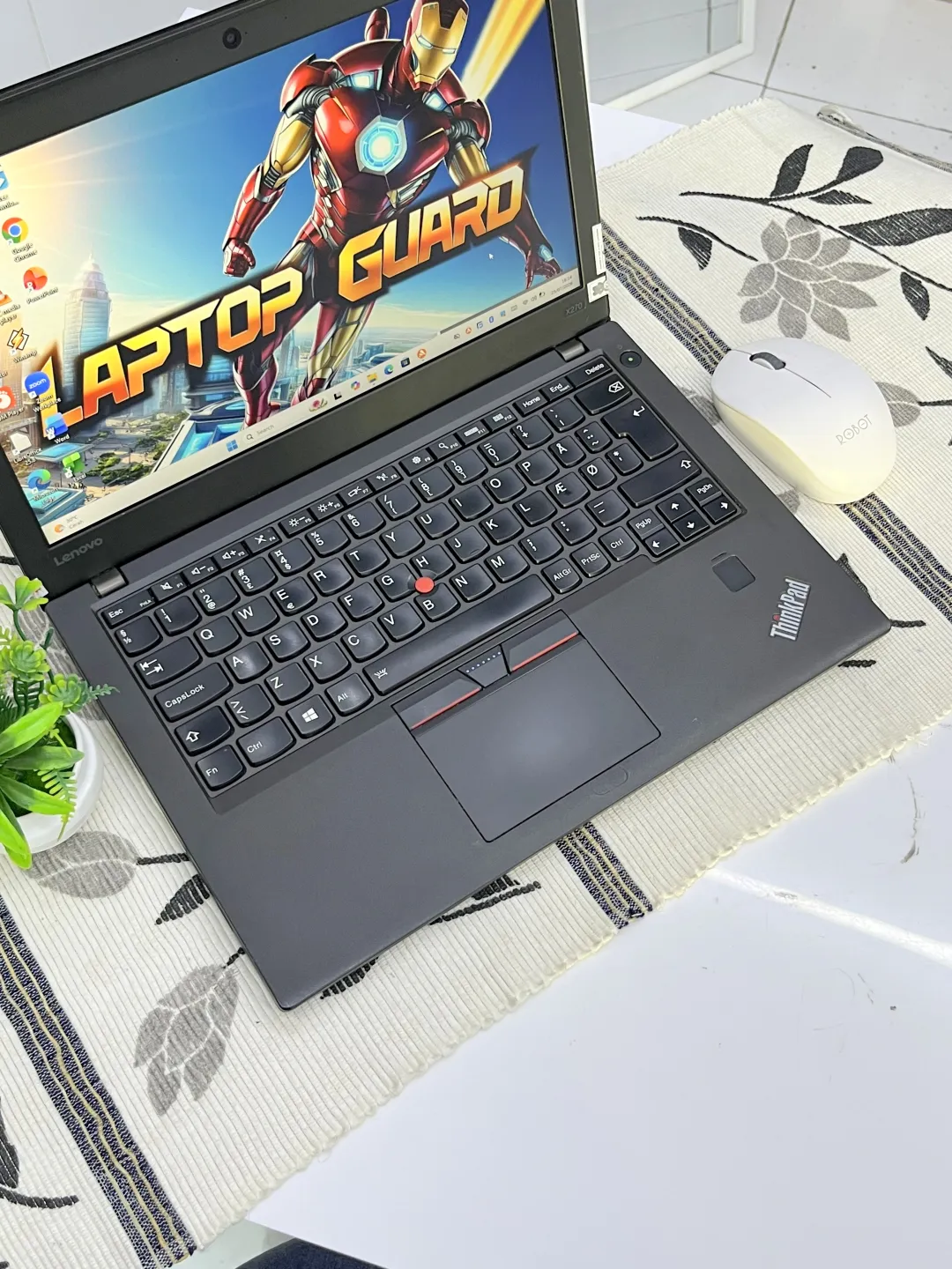 Lenovo THINKPAD X270