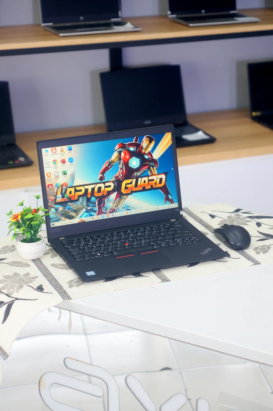 LENOVO THINKPAD T490