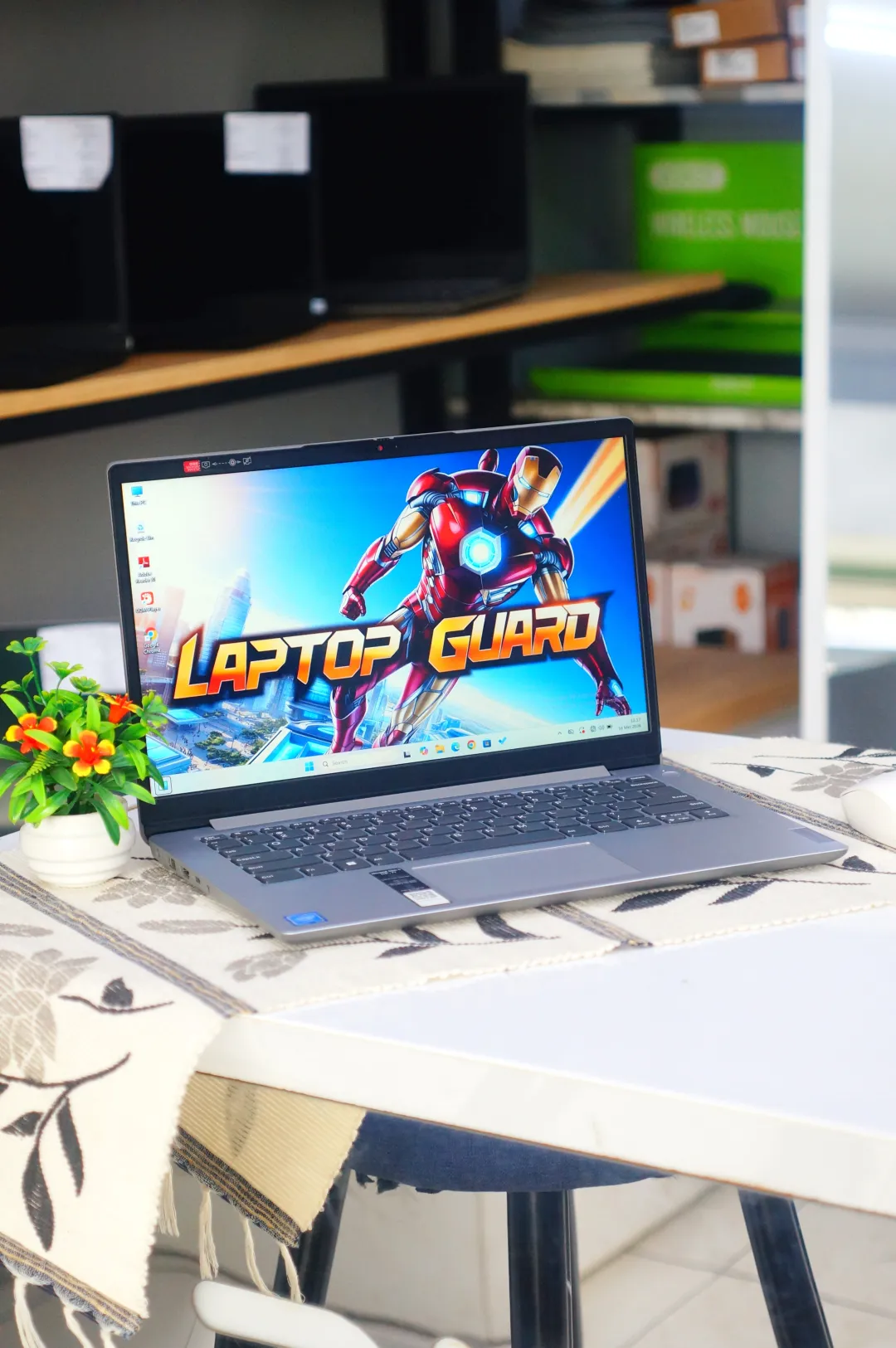 Lenovo IDEAPAD SLIM 1I 14IGL7
