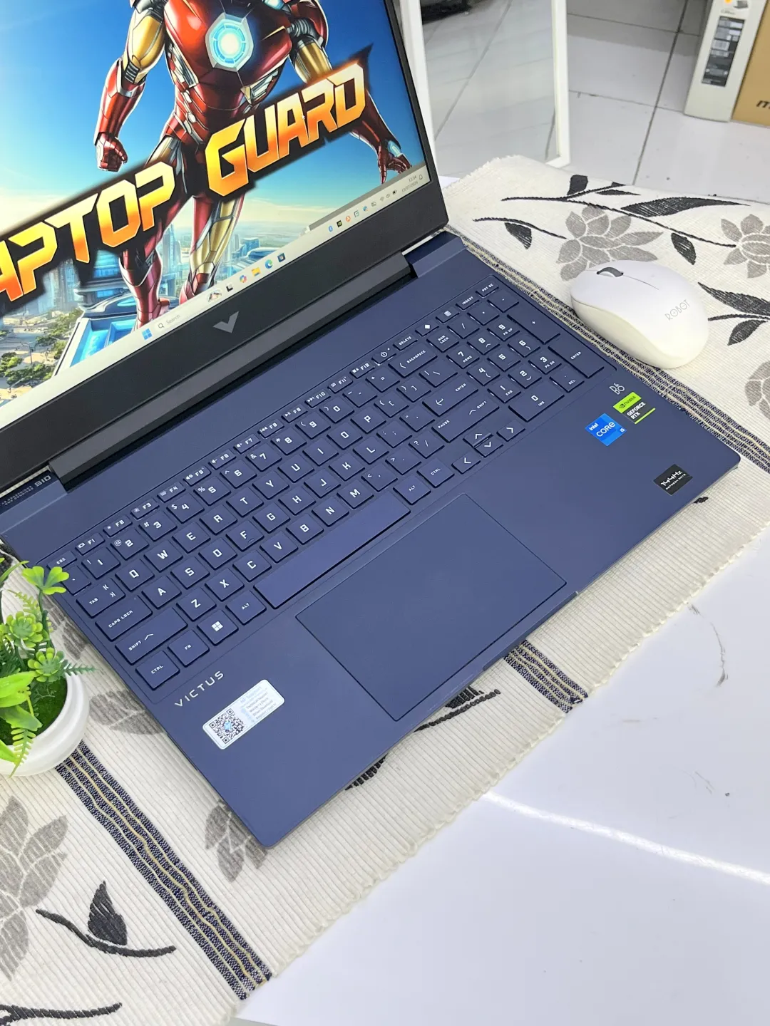 HP VICTUS 15