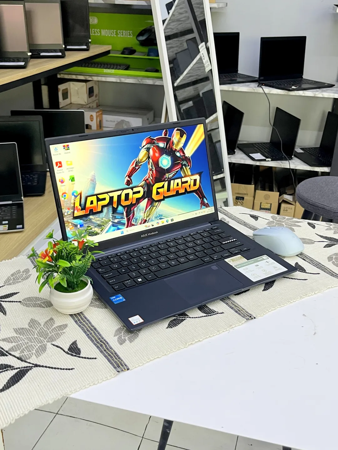 ASUS VIVOBOOK 1404ZA