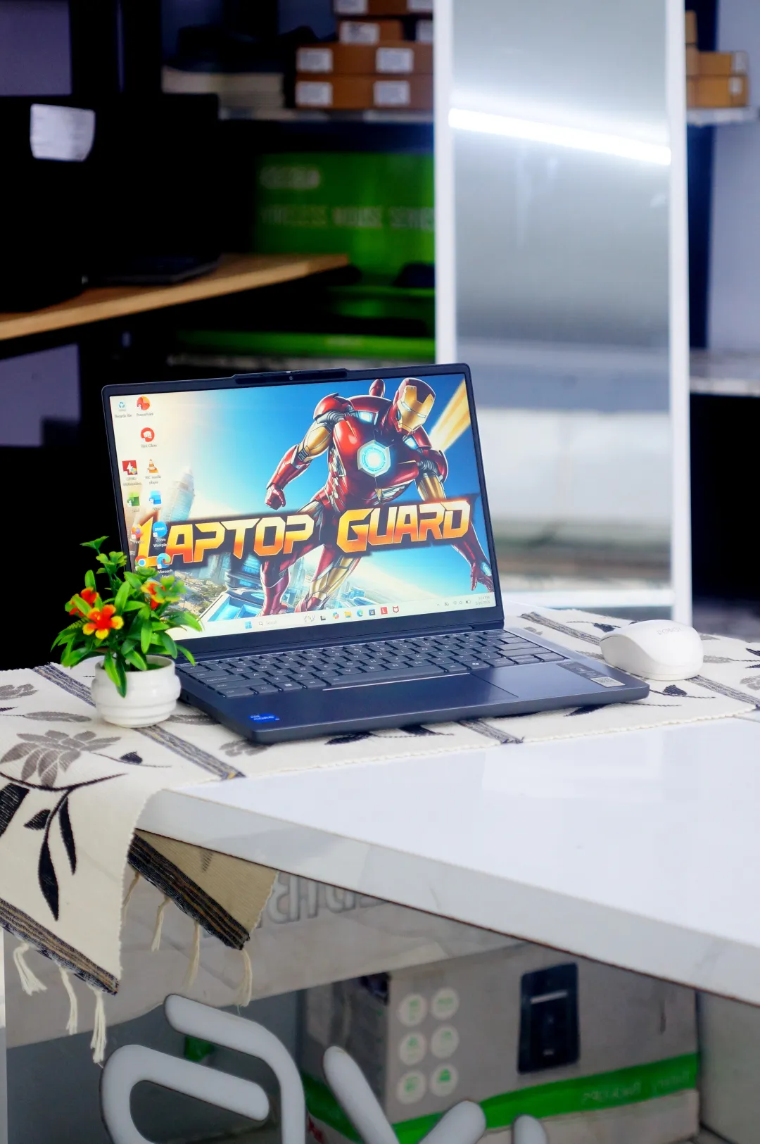 Lenovo IDEAPAD SLIM 3 14IRH10