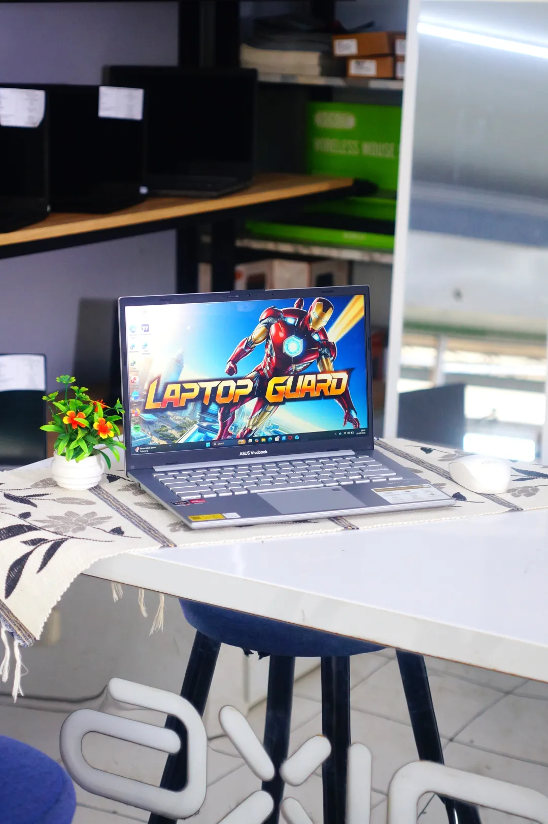 Asus VIVOBOOK E1404F
