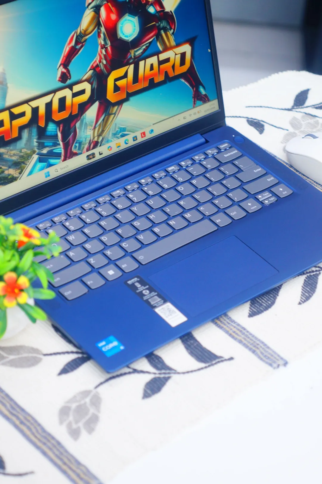 Lenovo IDEAPAD SLIM 3 141AH8 foto 2