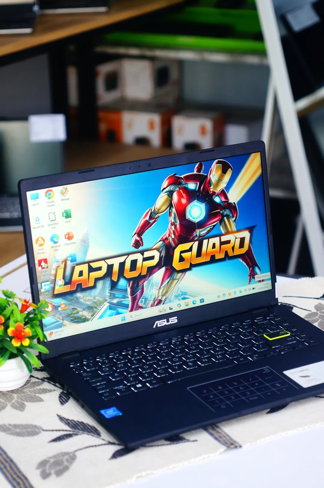 Asus L410M foto 2