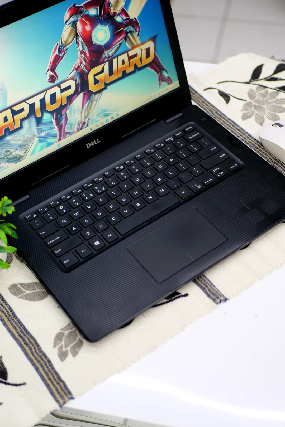 Dell INSPIRON 3493 foto 2