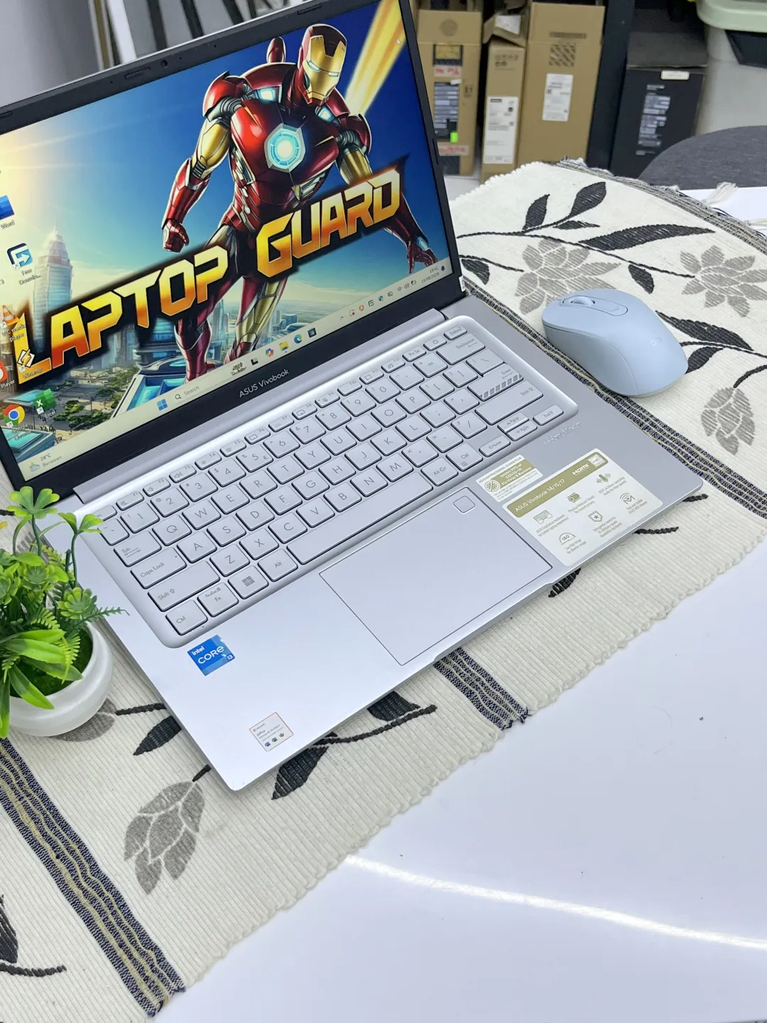 Asus VIVOBOOK V1404ZA foto 2