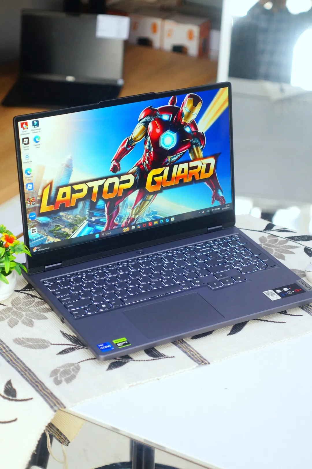 Lenovo LENOVO LEGION 5 15IRX9 foto 2
