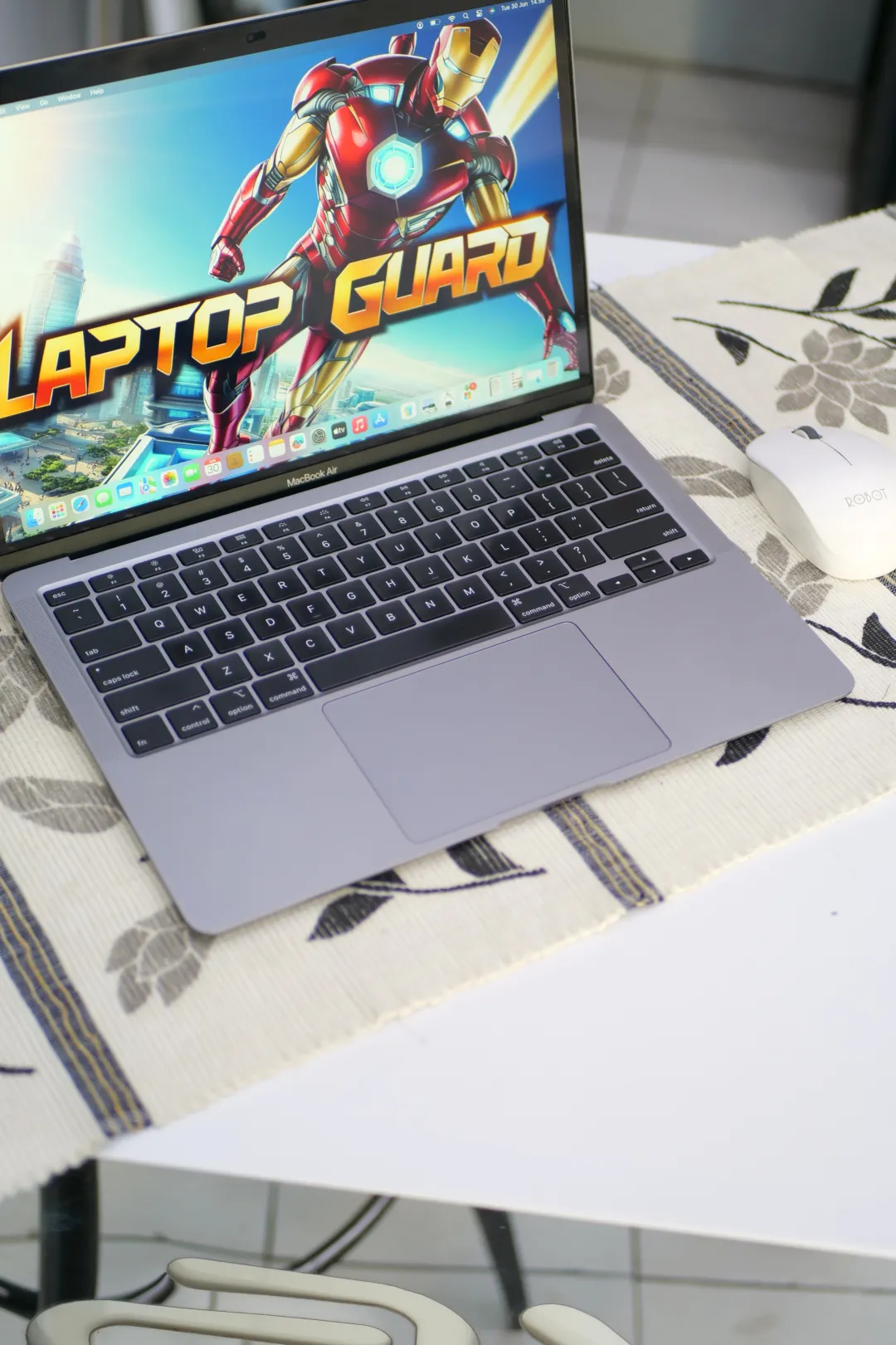 MACBOOK AIR 2020 foto 2