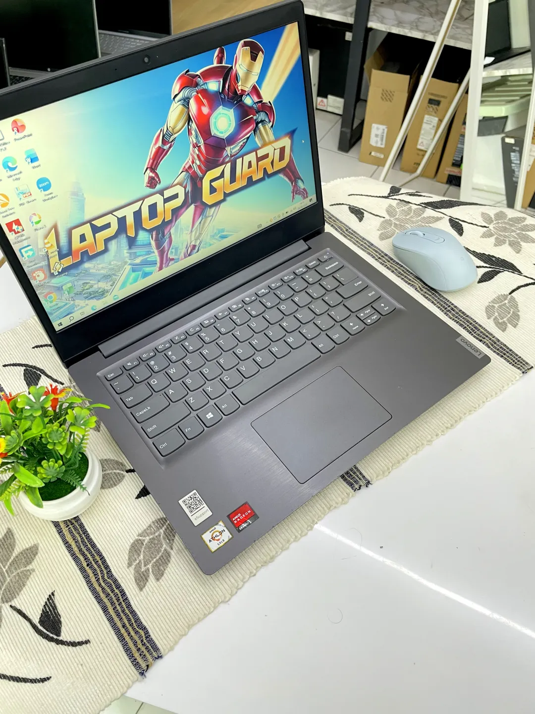 LENOVO V14 ADA V14 ADA foto 2