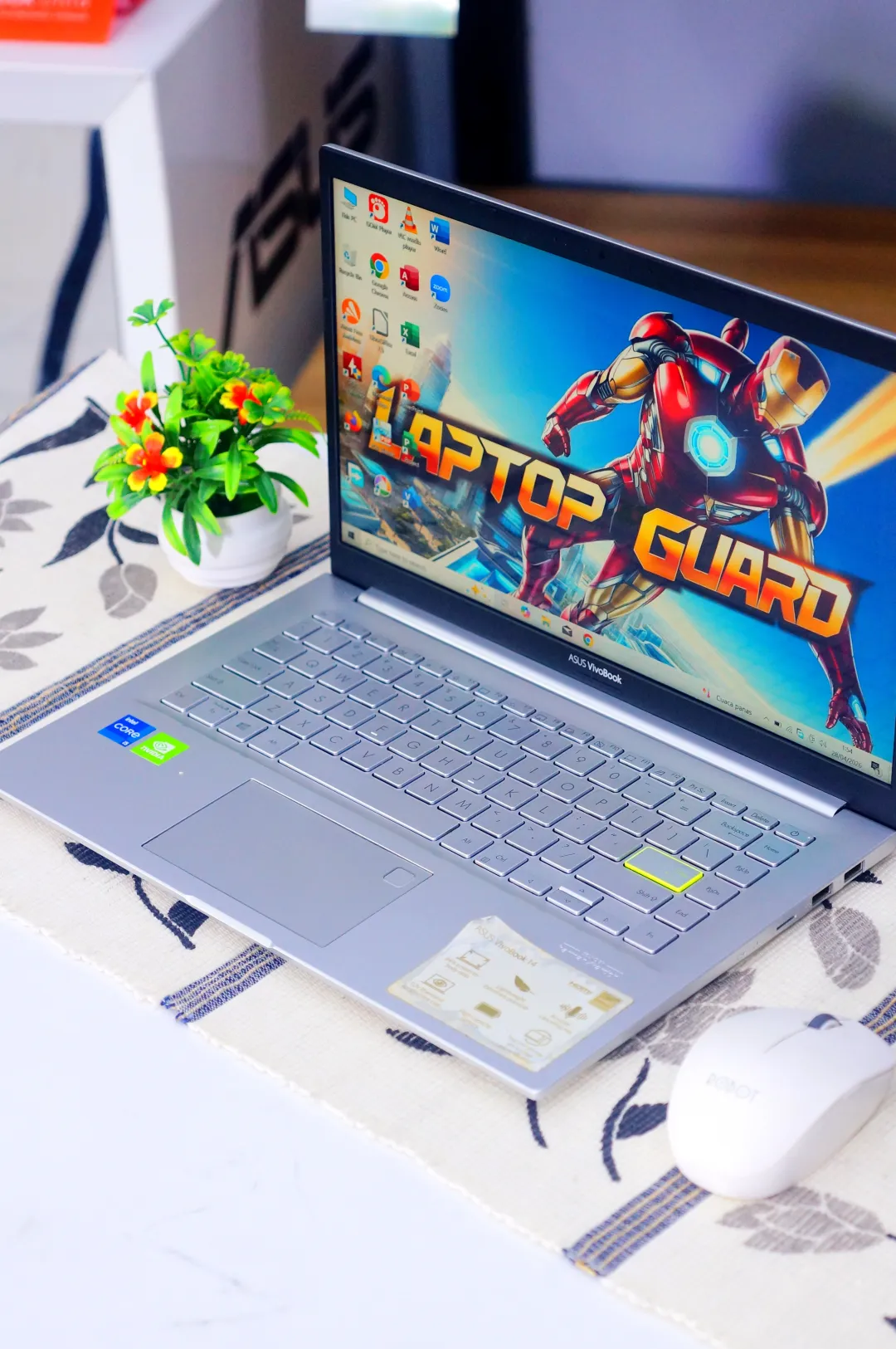 Asus VIVOBOOK 14 K413E foto 2