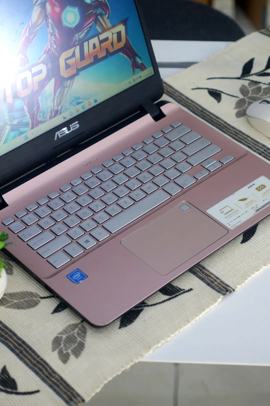 Asus A407M foto 2