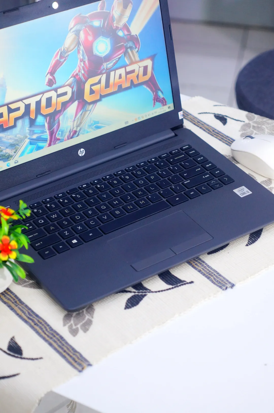 HP 240 G7 foto 3