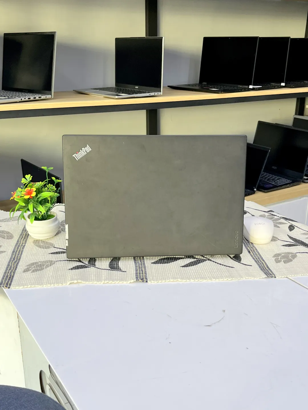 Lenovo THINKPAD X270 foto 3