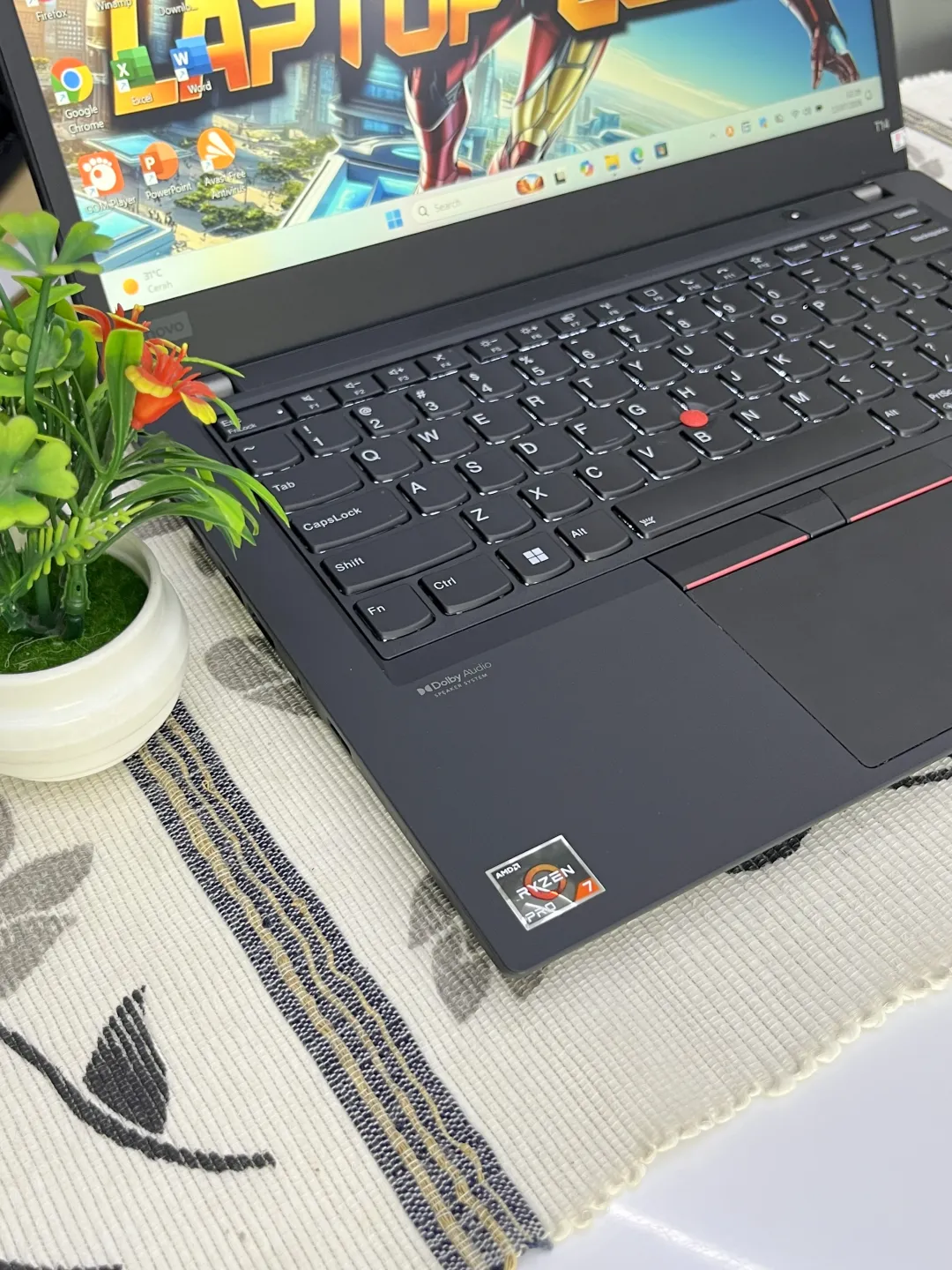 Lenovo THINKPAD T14 foto 3