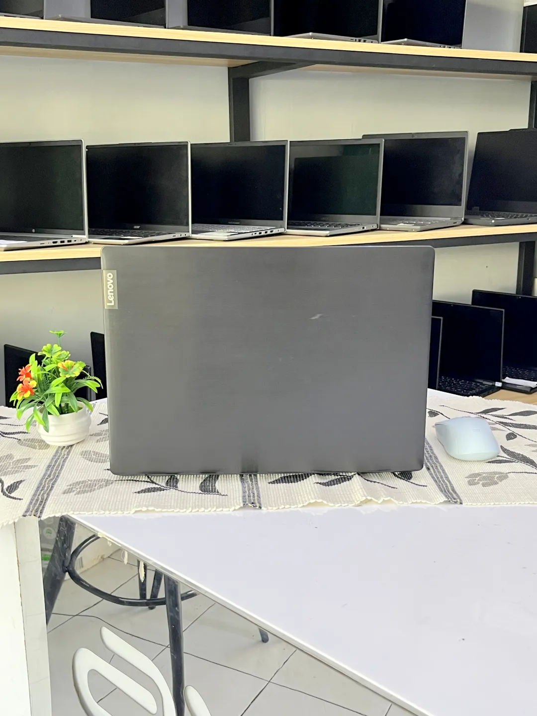 Lenovo IDEAPAD S145 foto 3