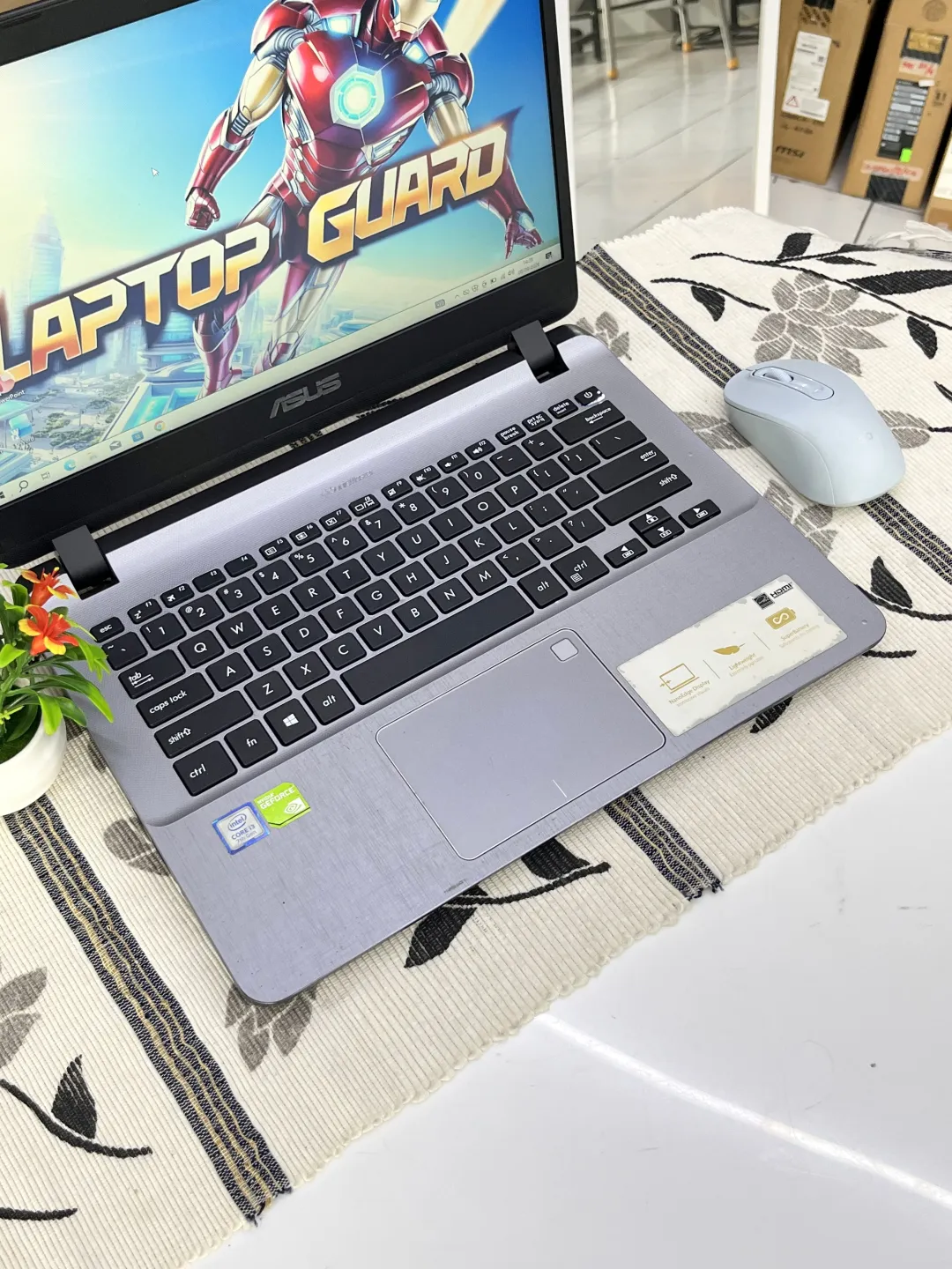 Asus VIVOBOOK A407U foto 3