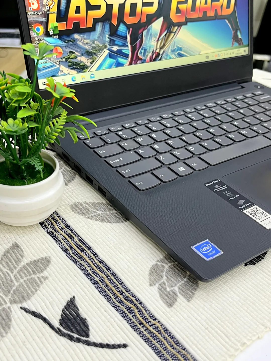 Lenovo IDEAPAD SLIM 3 foto 3