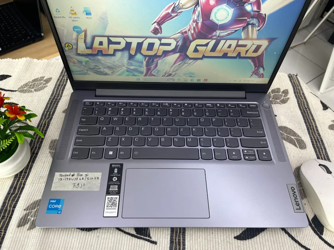 Lenovo IDEAPAD SLIM 3I foto 3