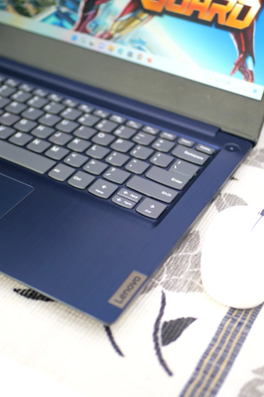 Lenovo IDEAPAD SLIM 3 14ARE05 foto 3