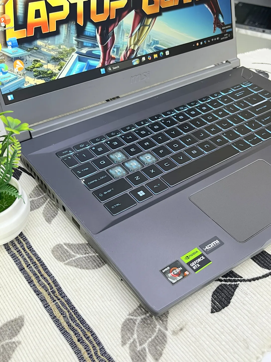 MSI THIN A15 B7UCX foto 3