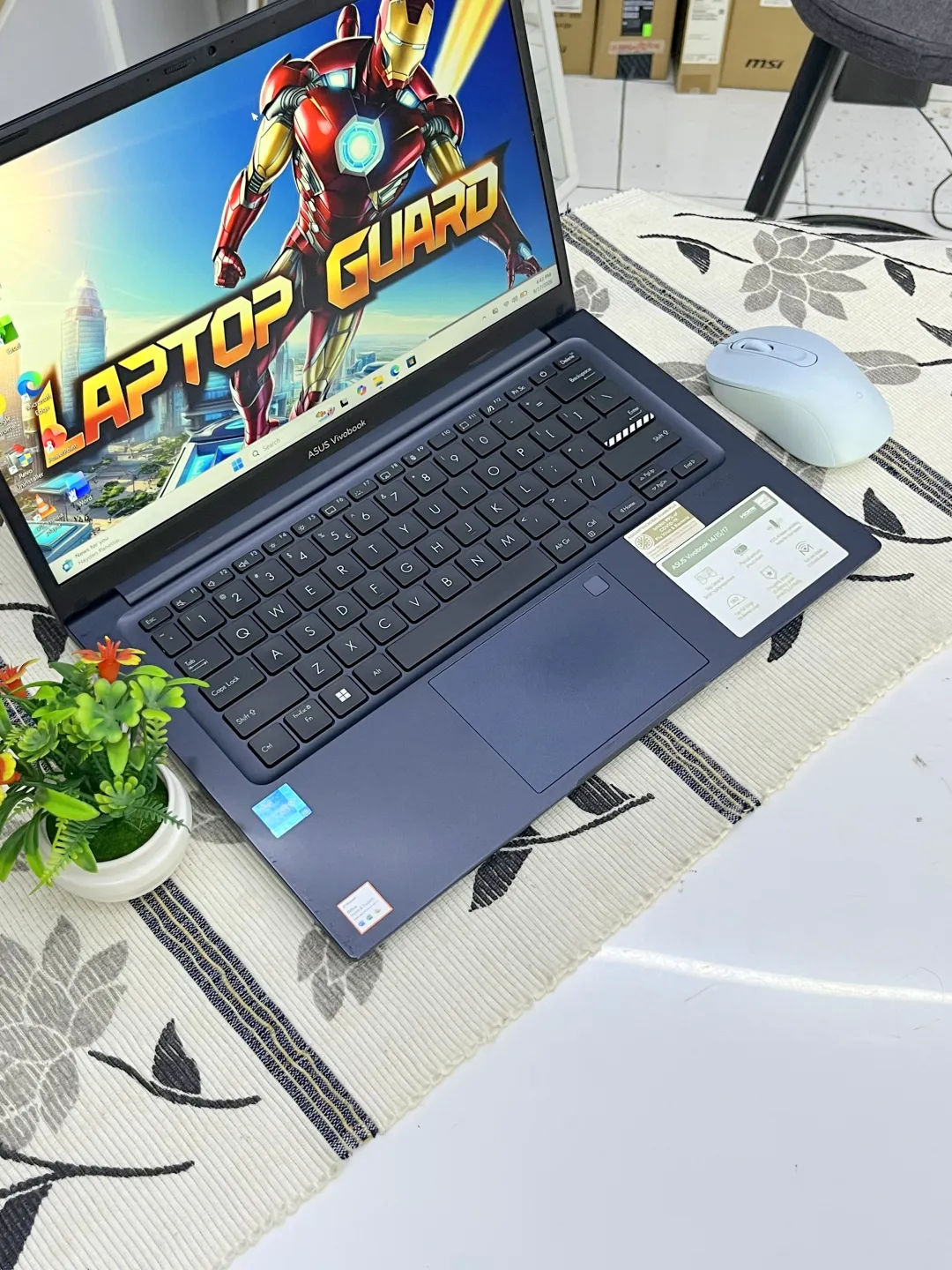 ASUS VIVOBOOK 1404ZA foto 3