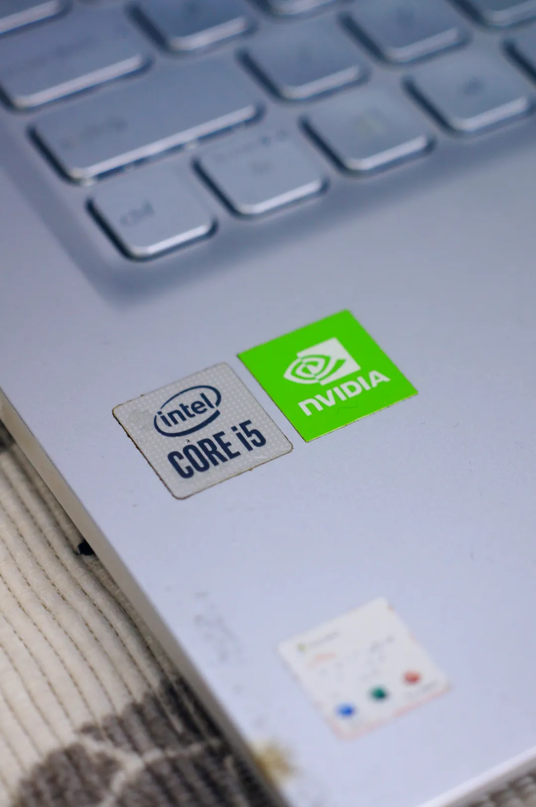 Asus A416J foto 3