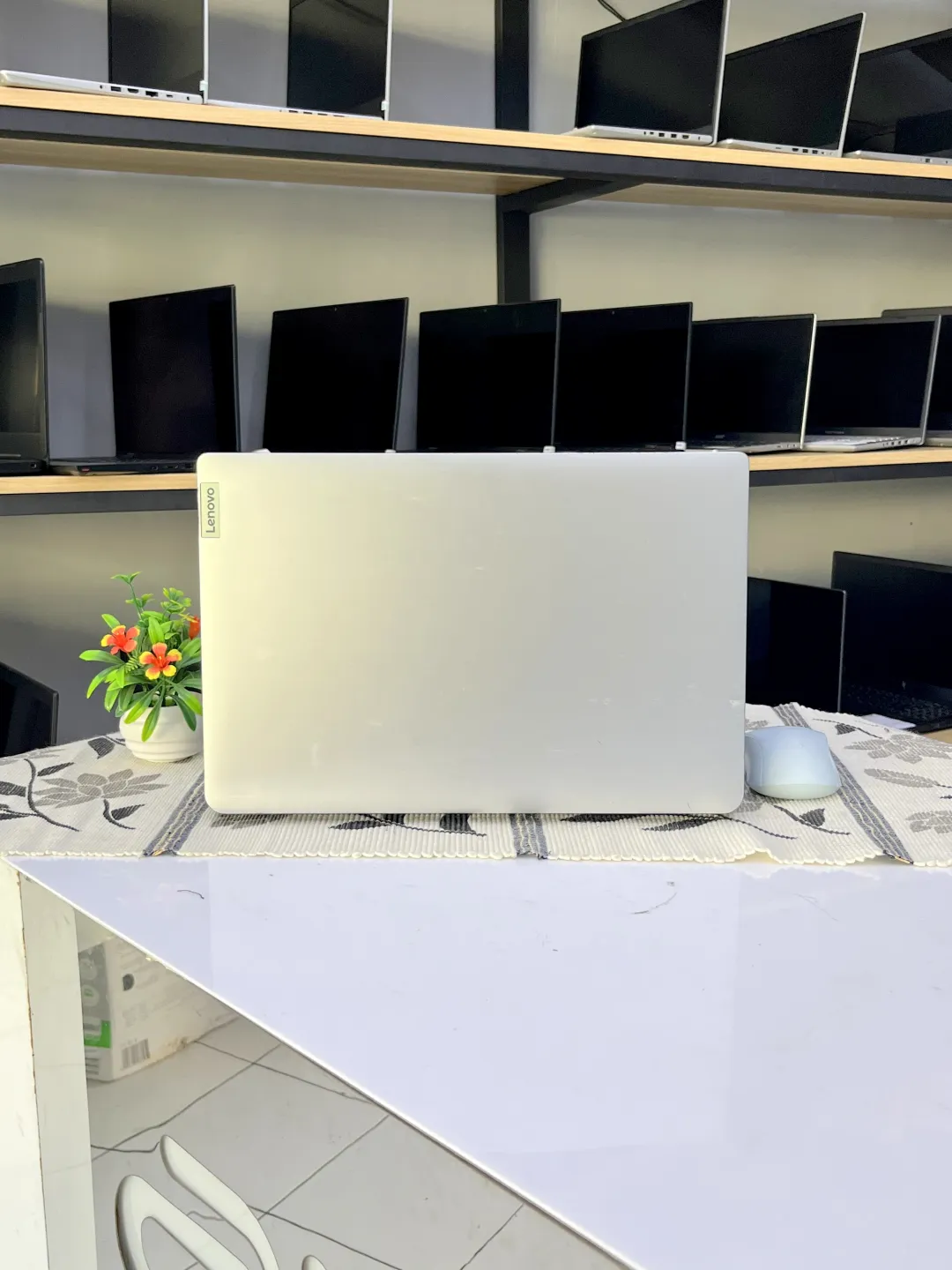 Lenovo IDEAPAD SLIM 1 foto 3