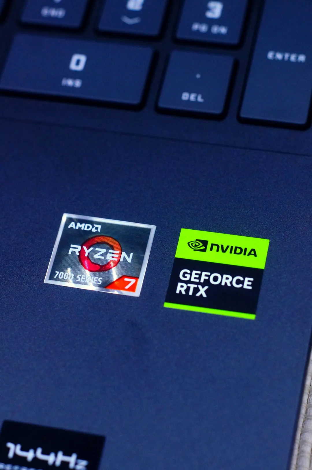 HP VICTUS 15-fb3744AX foto 3