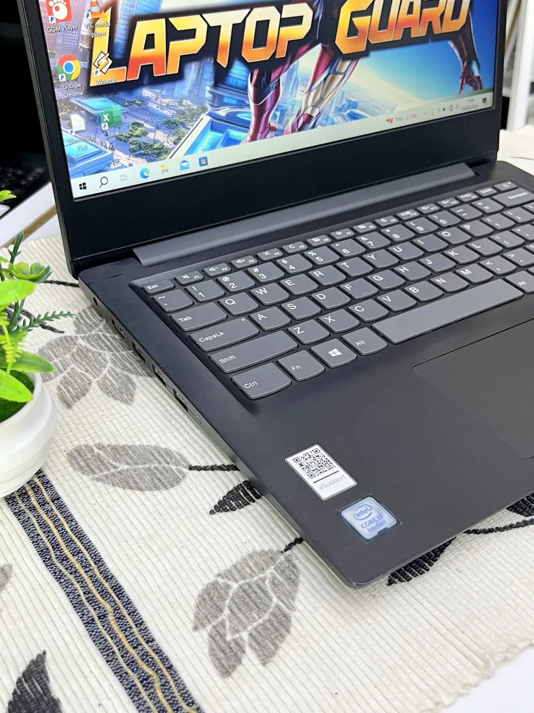 Lenovo IDEAPAD S145 foto 3