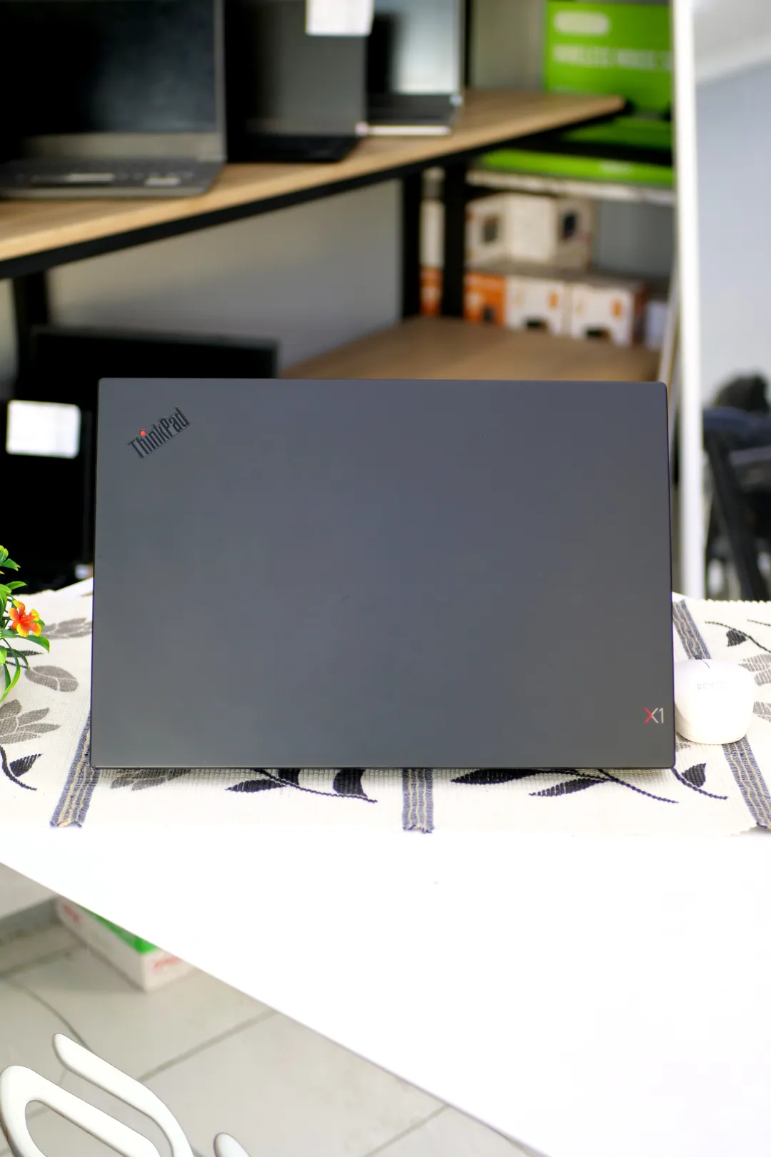 Lenovo THINKPAD X1 EXTREME foto 3