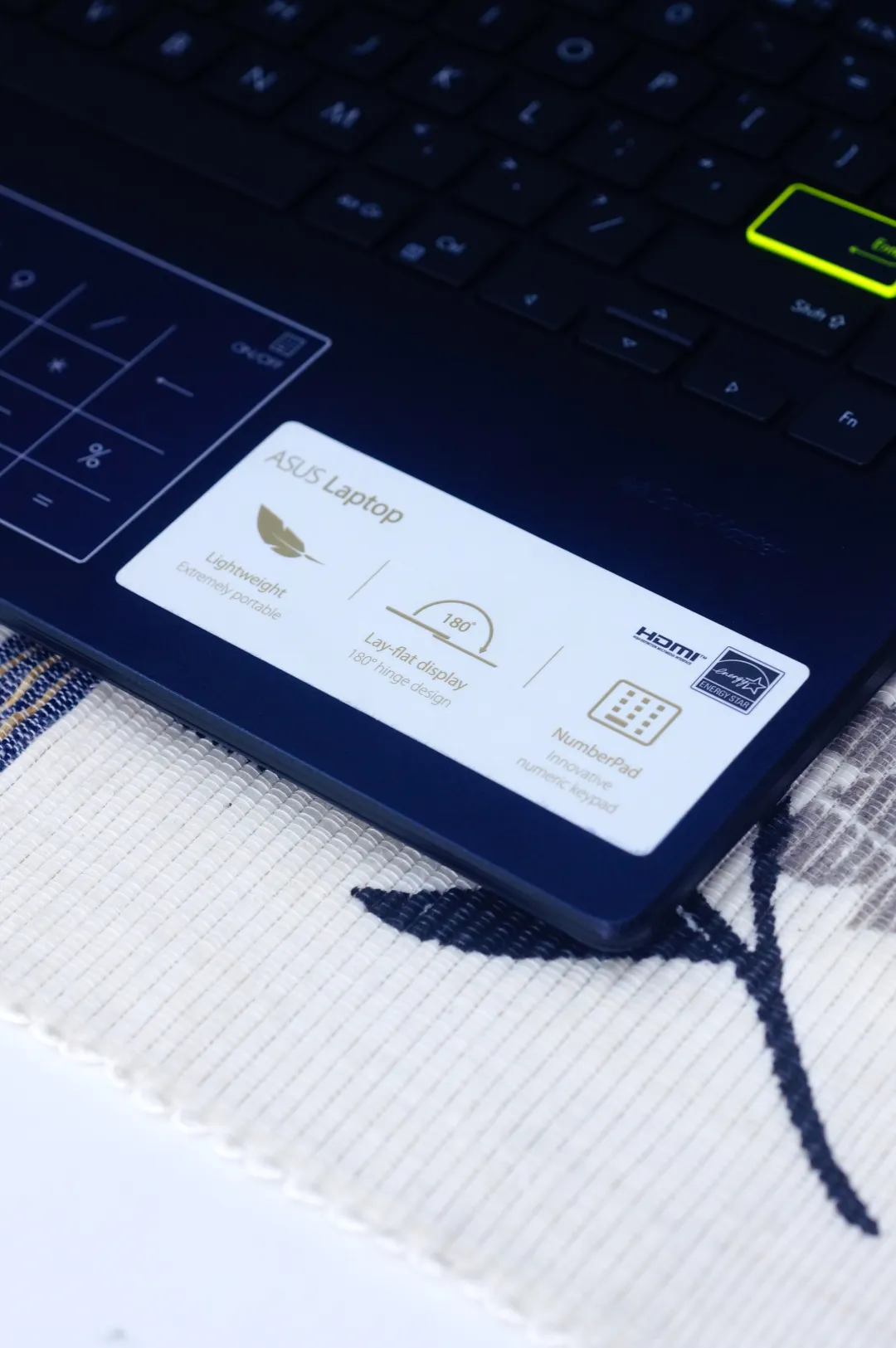 ASUS VIVOBOOK E410K foto 3