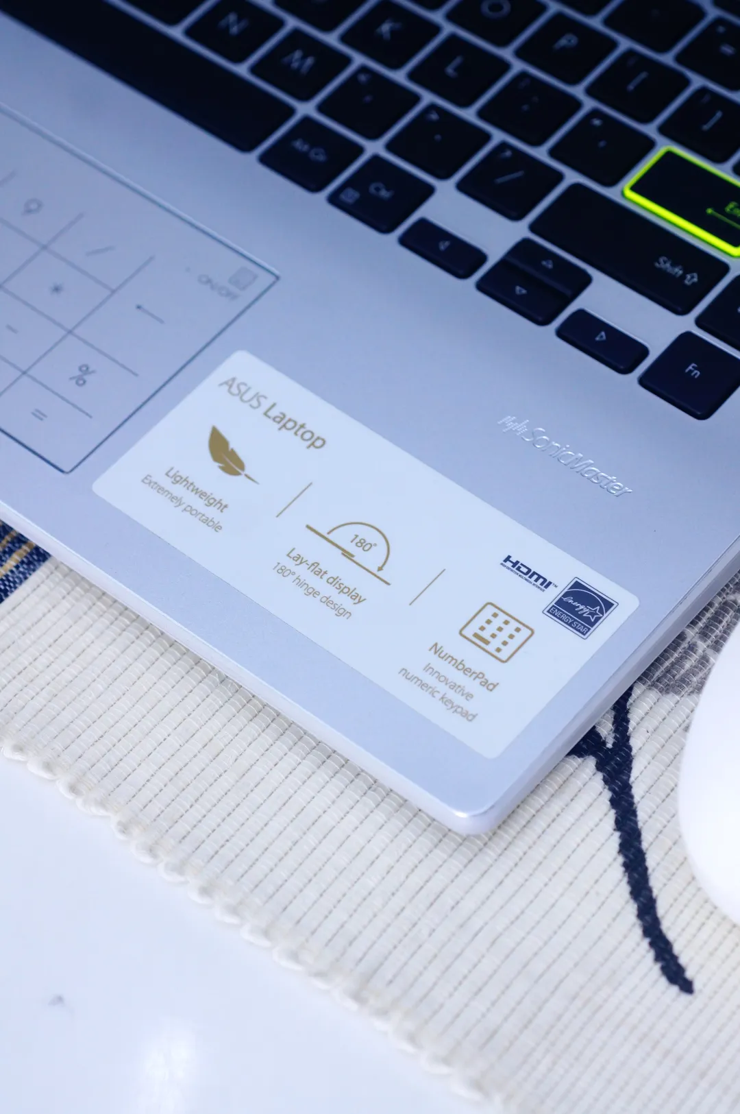 ASUS VIVOBOOK E410KA foto 3