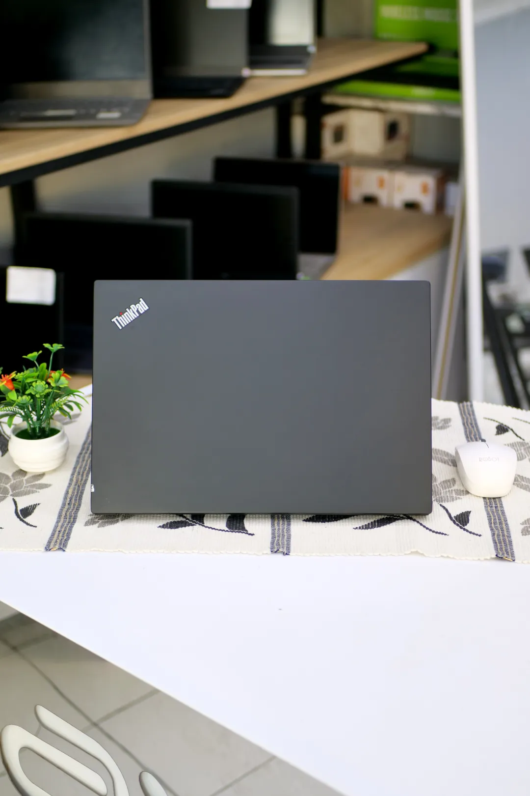 Lenovo THINKPAD T14 G2 foto 4