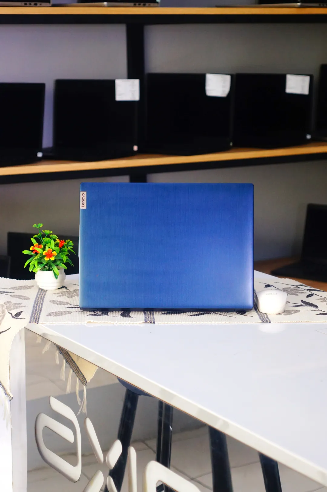 Lenovo IDEAPAD SLIM 3 foto 4