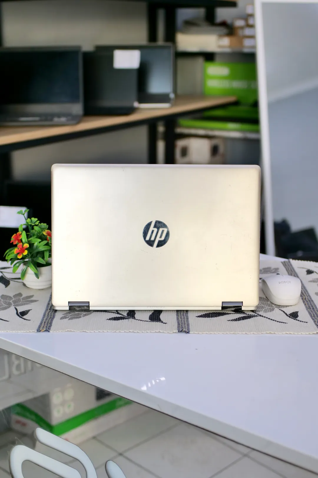 HP PAVILION X360 TOUCHSREEN foto 4