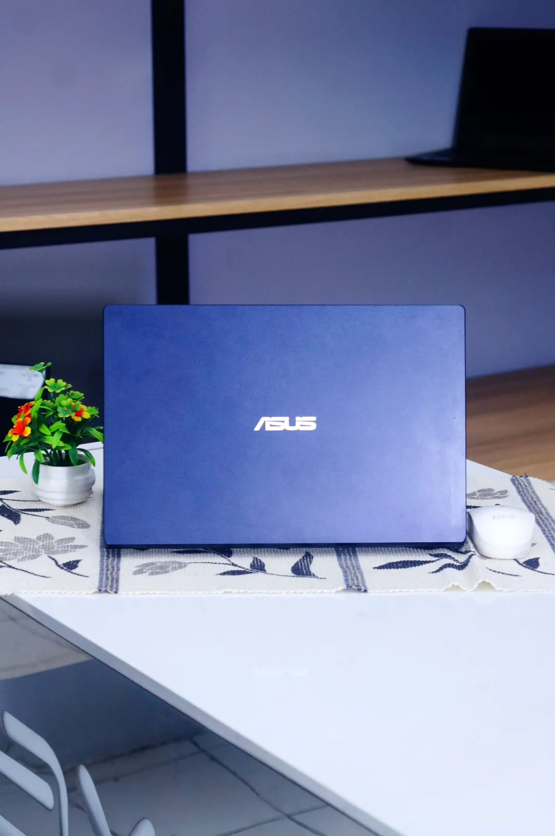 ASUS VIVOBOOK E410K foto 4