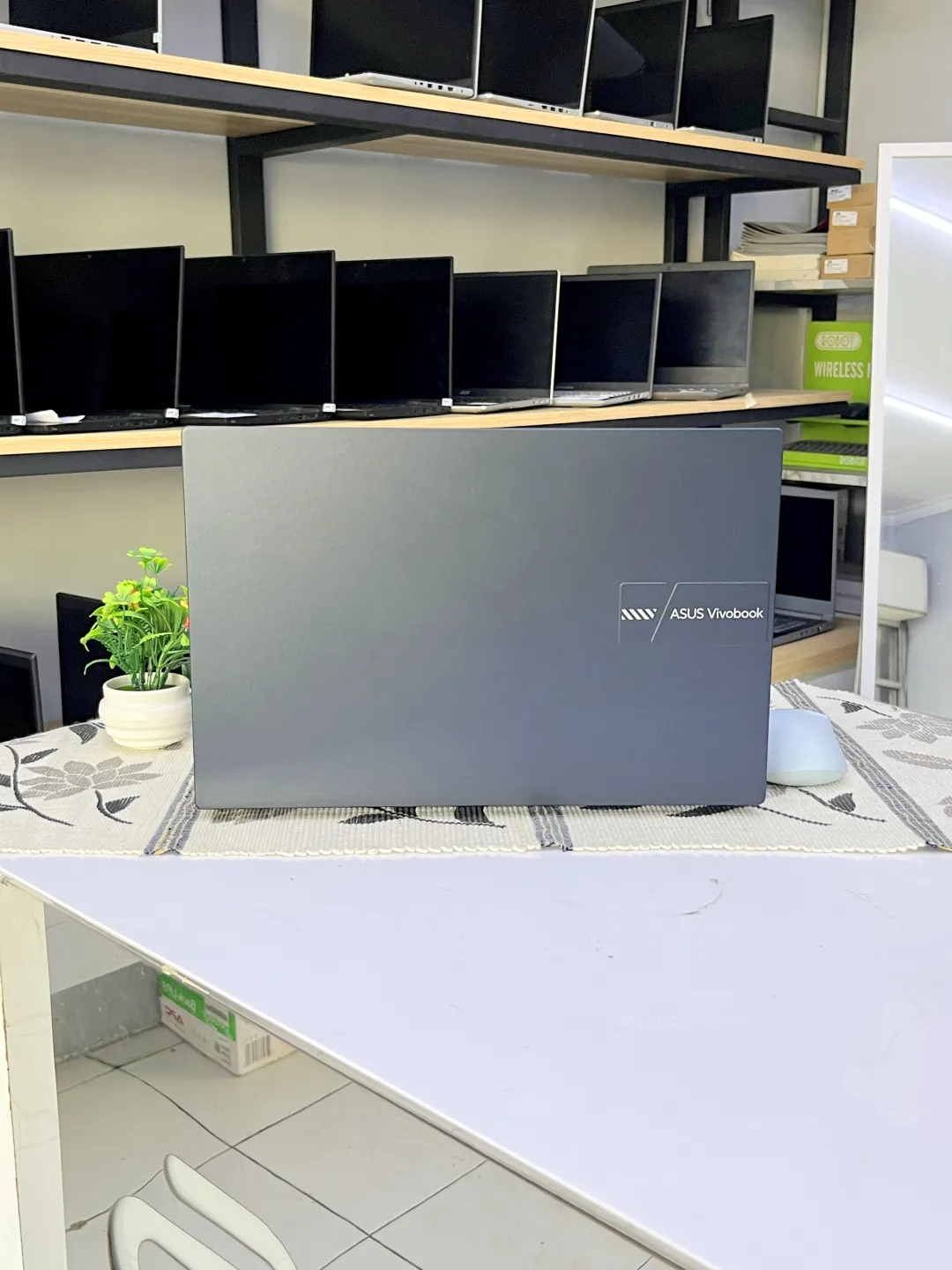 Asus VIVOBOOK A1404VA foto 4
