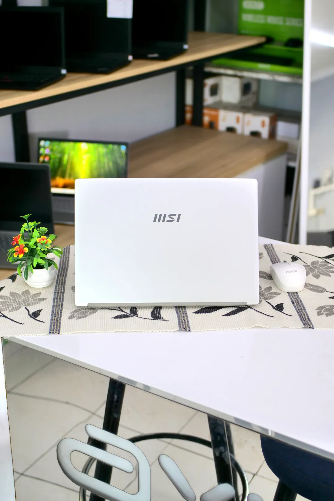 MSI MODERN 14 C12MD foto 4