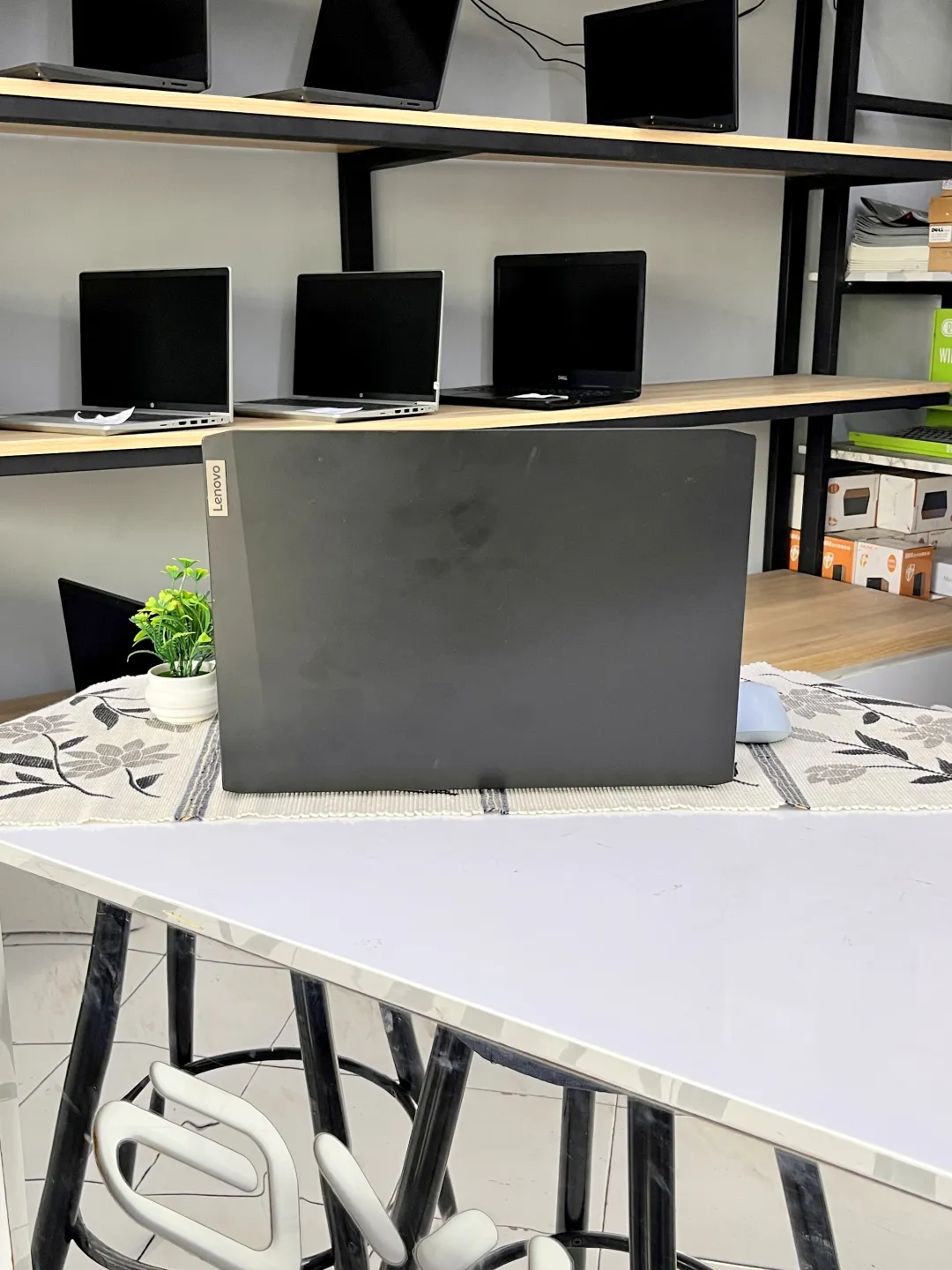 Lenovo IDEAPAD GAMING 3 15ACH6 foto 4